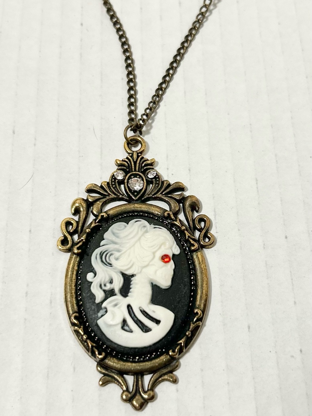 VICTORIAN STYLE SKELETON WOMAN / LADY CAMEO PENDANT NECKLACE-GOTH-
